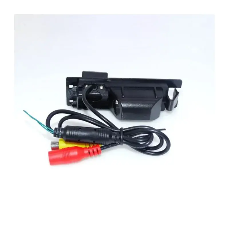 Camera video auto dedicata pentru mersul cu spatele compatibila cu Opel La Crosse/Excelle unghi 150 de grade night vision 0 lux Expediere rapidă