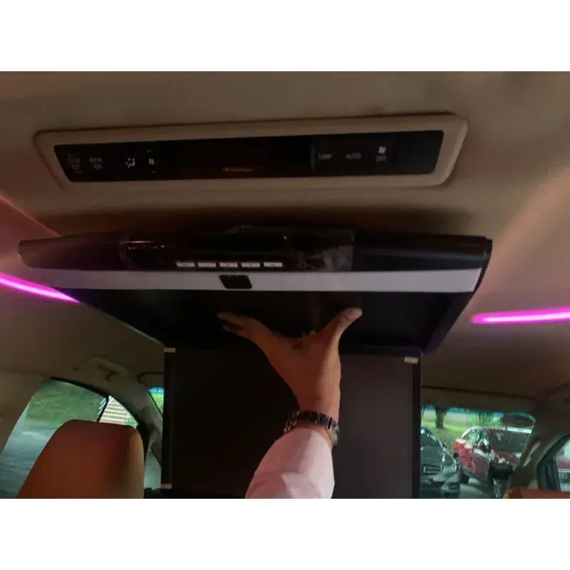 Monitor de plafon auto 17.5" cu rezolutie FULL HD 1080P Preț redus